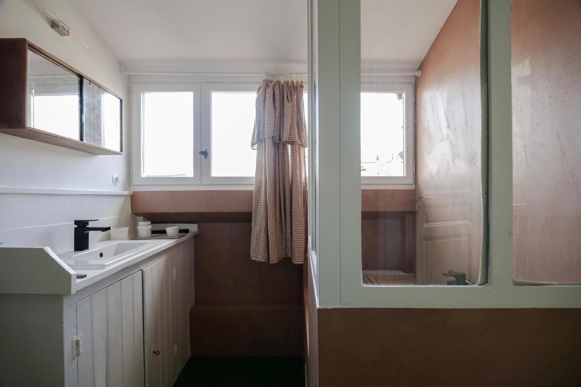Maison Mouz Bed & Breakfast Paris Bagian luar foto